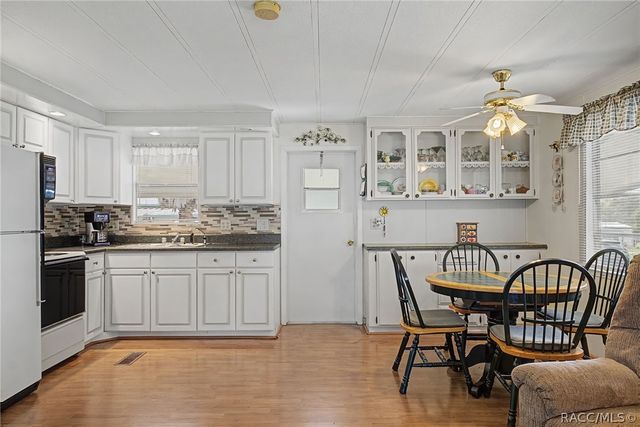 8245 E Lulas Lane, Floral City, FL 34436