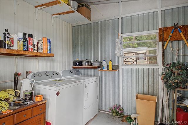 8245 E Lulas Lane, Floral City, FL 34436