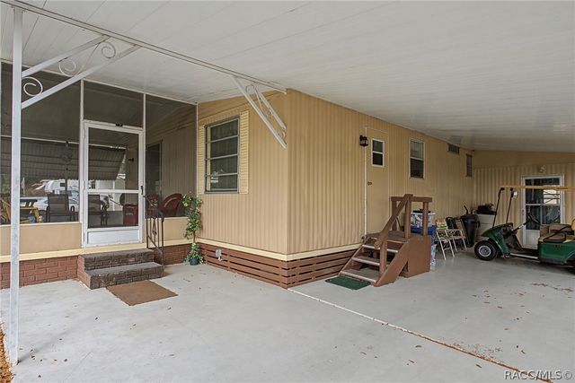 8245 E Lulas Lane, Floral City, FL 34436