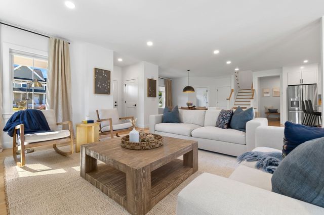 41 Taylor Ln, Rowley, MA 01969