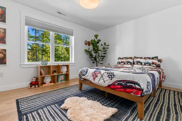 41 Taylor Ln, Rowley, MA 01969