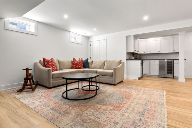 41 Taylor Ln, Rowley, MA 01969