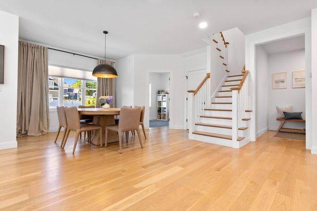 41 Taylor Ln, Rowley, MA 01969