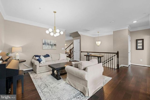 42230 PIEBALD SQ, Aldie, VA 20105