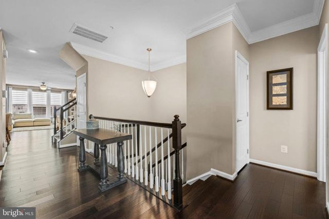 42230 PIEBALD SQ, Aldie, VA 20105