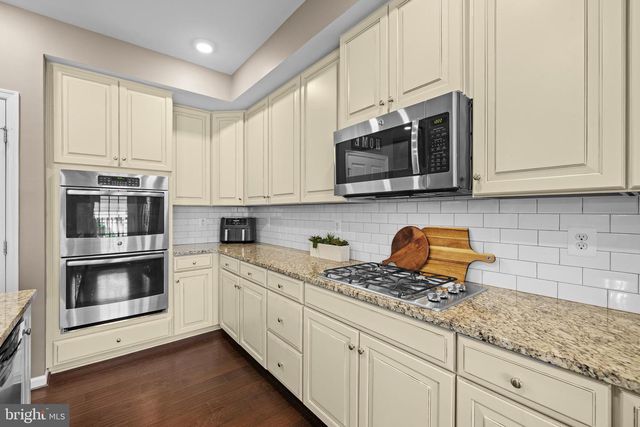 42230 PIEBALD SQ, Aldie, VA 20105