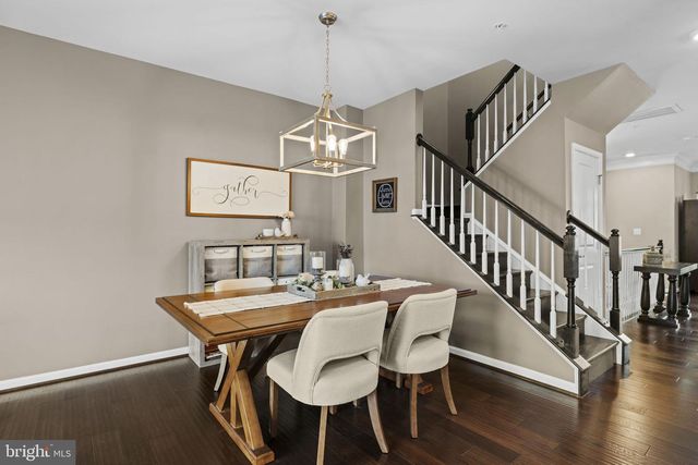 42230 PIEBALD SQ, Aldie, VA 20105