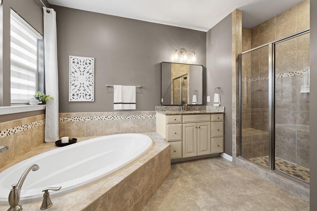 42230 PIEBALD SQ, Aldie, VA 20105