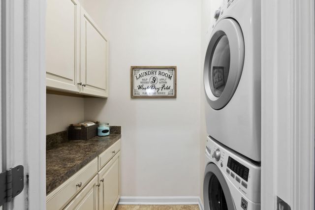42230 PIEBALD SQ, Aldie, VA 20105