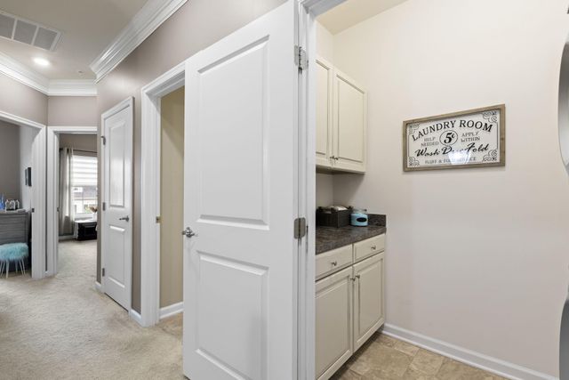 42230 PIEBALD SQ, Aldie, VA 20105