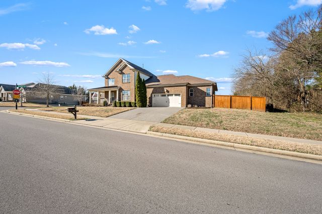 629 Westcott Ln, Nolensville, TN 37135