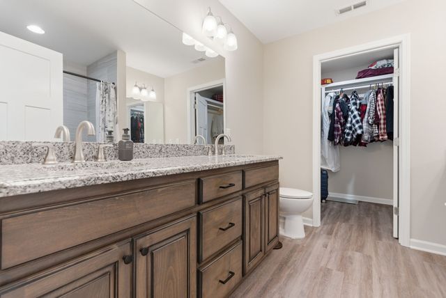 120 Mazie Dr, Lafayette, TN 37083