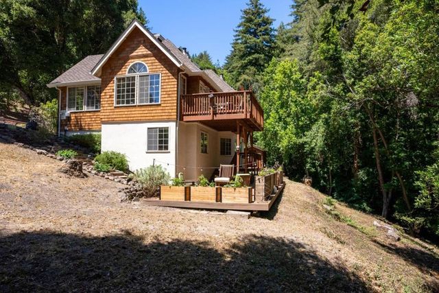 220 Miracle Lane, Santa Cruz, CA 95060