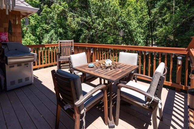 220 Miracle Lane, Santa Cruz, CA 95060