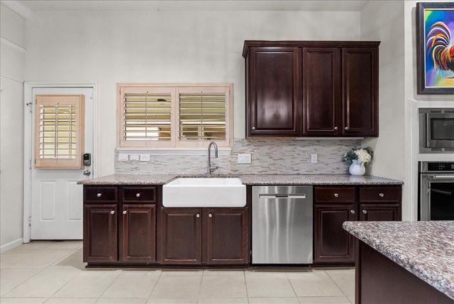 2028 Verde Valley Drive, League City, TX 77573