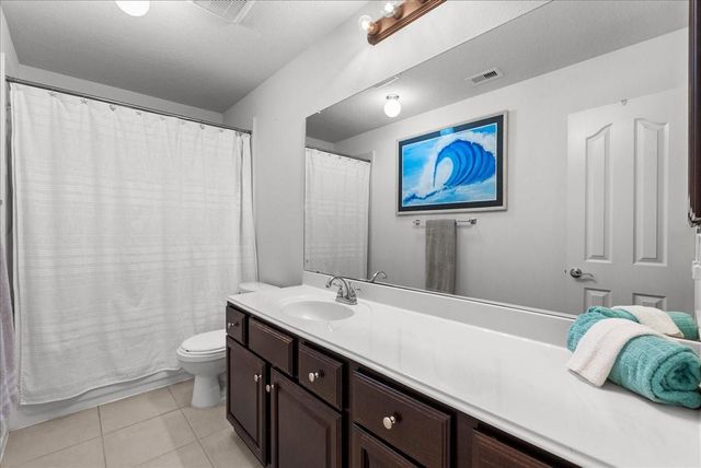 2028 Verde Valley Drive, League City, TX 77573