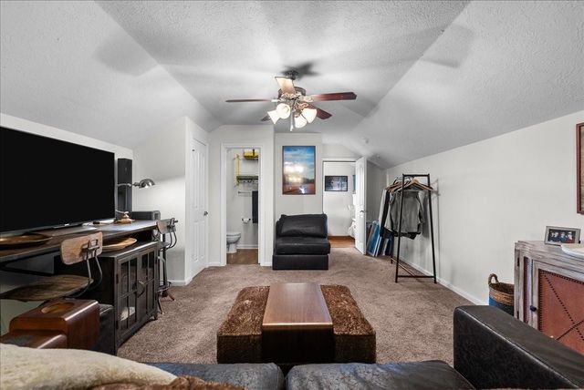 2028 Verde Valley Drive, League City, TX 77573