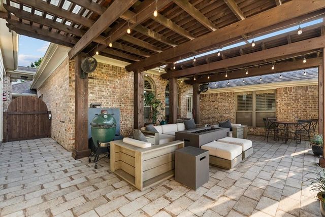 2028 Verde Valley Drive, League City, TX 77573