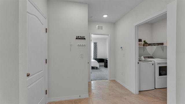 182 ST THOMAS DRIVE, Mulberry, FL 33860