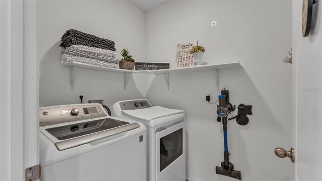 182 ST THOMAS DRIVE, Mulberry, FL 33860