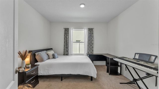 182 ST THOMAS DRIVE, Mulberry, FL 33860