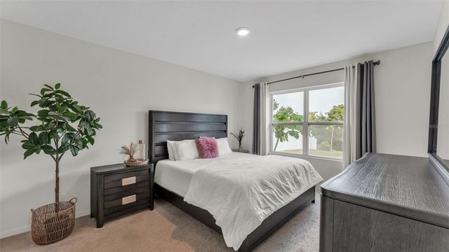 182 ST THOMAS DRIVE, Mulberry, FL 33860