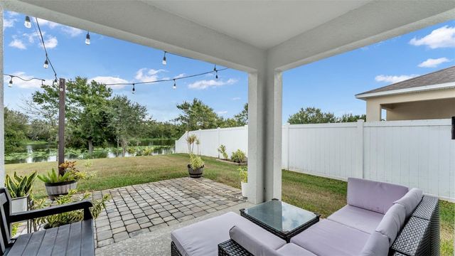 182 ST THOMAS DRIVE, Mulberry, FL 33860