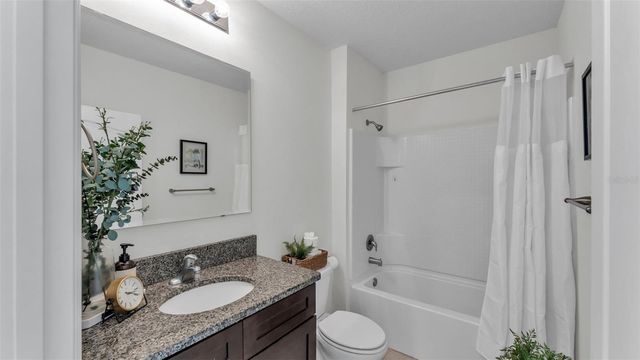 182 ST THOMAS DRIVE, Mulberry, FL 33860