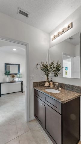 182 ST THOMAS DRIVE, Mulberry, FL 33860