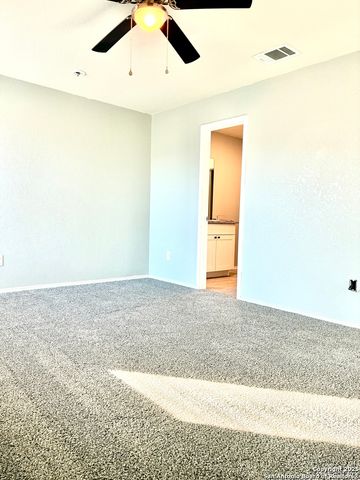 320 Agave, Jourdanton, TX 78026