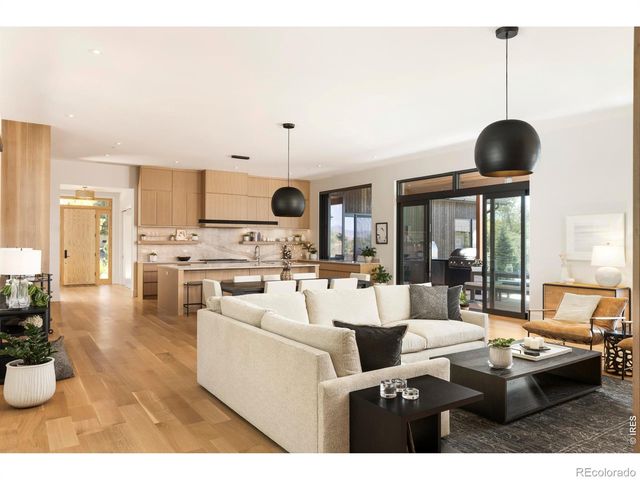 8003 Sagebrush Court, Boulder, CO 80301