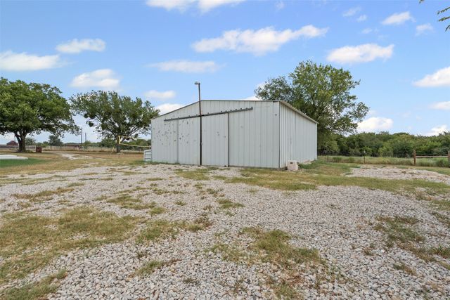 353 Cr-4219, Decatur, TX 76234