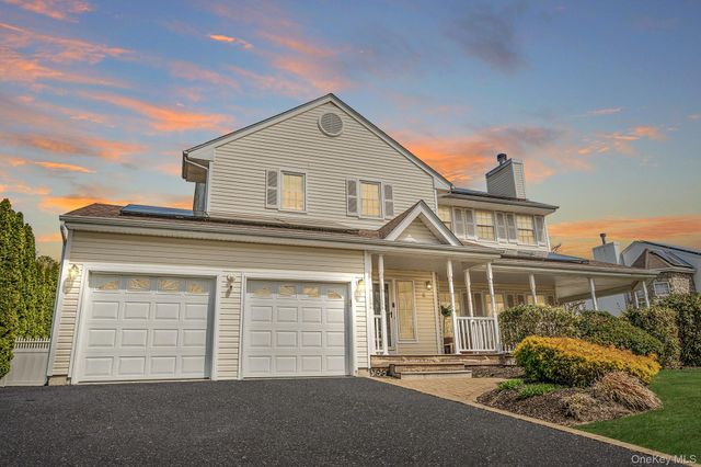 5 Province Drive, South Setauket, NY 11720
