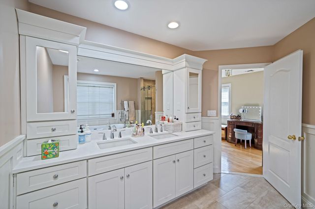 5 Province Drive, South Setauket, NY 11720