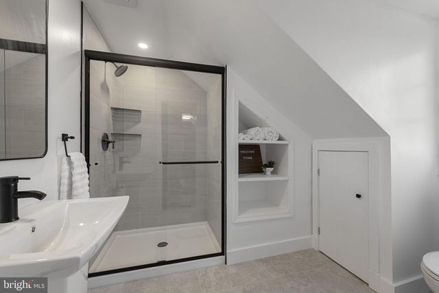 504 HAMPTON LN, Baltimore, MD 21286