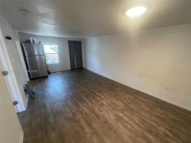 5738 Garfield St B, Hollywood, FL 33021