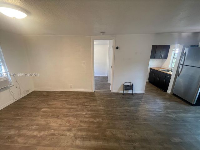 5738 Garfield St B, Hollywood, FL 33021