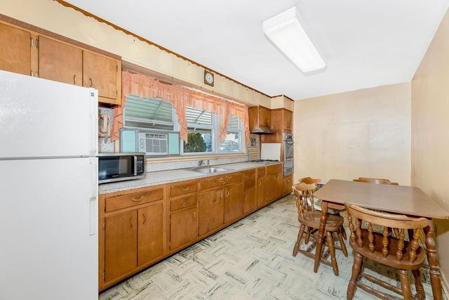 134 WEST 49TH ST, Bayonne, NJ 07002