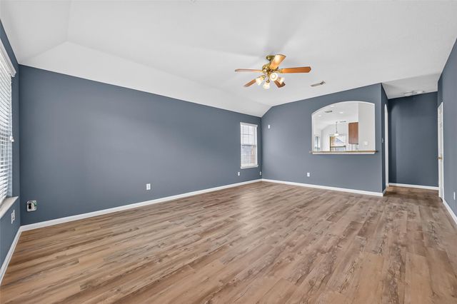 7218 Fox Hall Lane, Humble, TX 77338