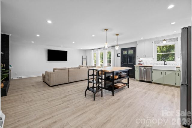 1709 Lakeview Drive, Monroe, NC 28112