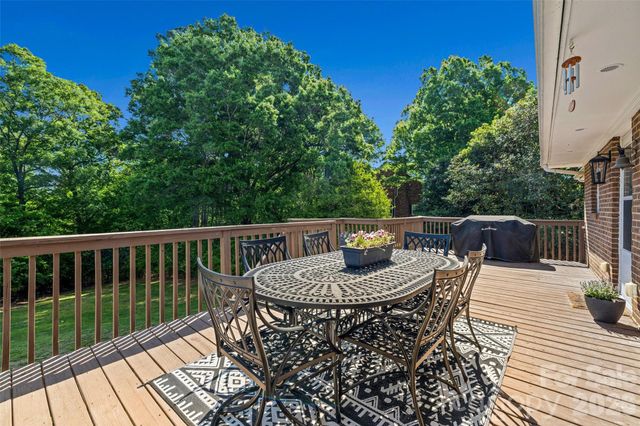 1709 Lakeview Drive, Monroe, NC 28112
