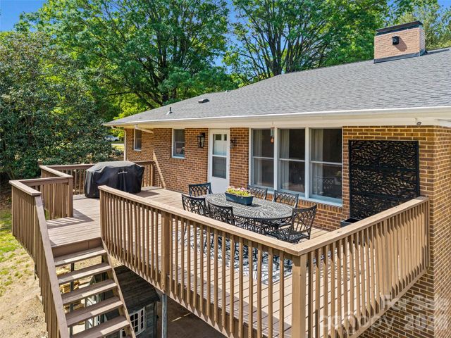 1709 Lakeview Drive, Monroe, NC 28112