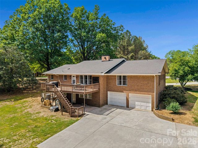 1709 Lakeview Drive, Monroe, NC 28112