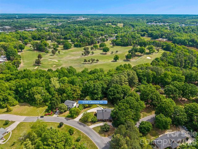1709 Lakeview Drive, Monroe, NC 28112