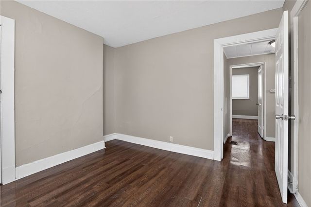 116 Locust St, Mt Oliver, PA 15210