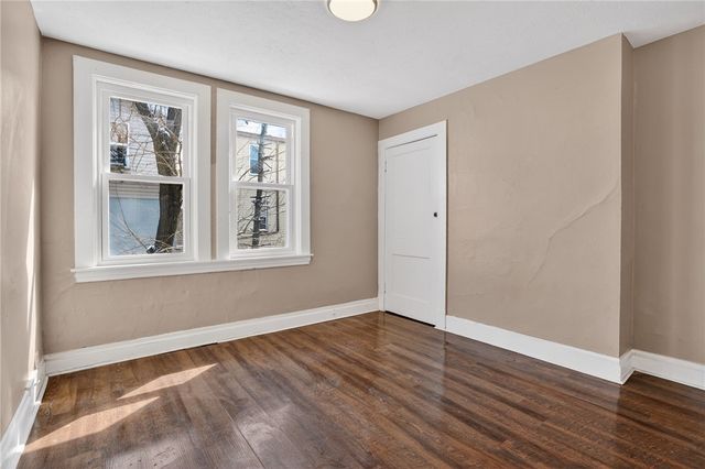 116 Locust St, Mt Oliver, PA 15210