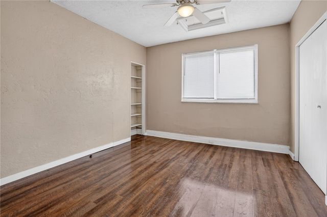 116 Locust St, Mt Oliver, PA 15210