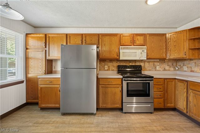 3030 23rd Street NW, Canton, OH 44708