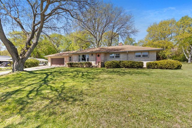 575 Kenmar ROAD, Brookfield, WI 53005