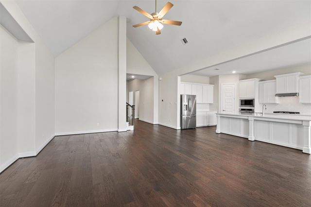 327 Blue River Trail, Rosenberg, TX 77471